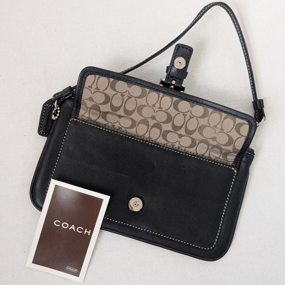NWT Coach Soho Black Leather Vintage Wristlet Wallet Purse Secure Zip Closure - Picture 7 of 10